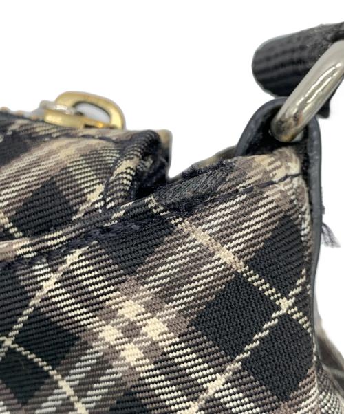 BLUE LABEL CRESTBRIDGE（ブルーレーベルクレストブリッジ）BLUE LABEL CRESTBRIDGE (ブルーレーベルクレストブリッジ) ショルダーバッグ ブラック×ブラウンの古着・服飾アイテム