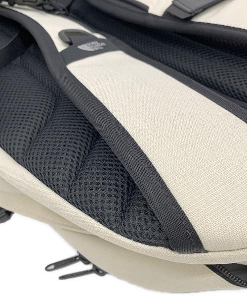 THE NORTH FACE（ザ ノース フェイス）THE NORTH FACE (ザ ノース フェイス) シングルショット / リュック ブラック×ベージュの古着・服飾アイテム