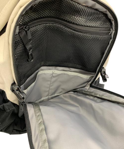 THE NORTH FACE（ザ ノース フェイス）THE NORTH FACE (ザ ノース フェイス) シングルショット / リュック ブラック×ベージュの古着・服飾アイテム