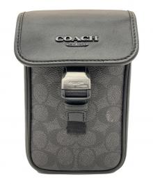 COACH（コーチ）の古着「レーサー フォーン クロスボディ バッグ」｜ブラック