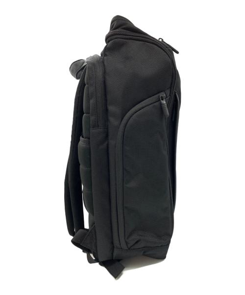 VICTORINOX（ビクトリノックス）VICTORINOX (ビクトリノックス) アルトモント プロフェッショナル フリップトップ ラップトップ バックパック ブラックの古着・服飾アイテム