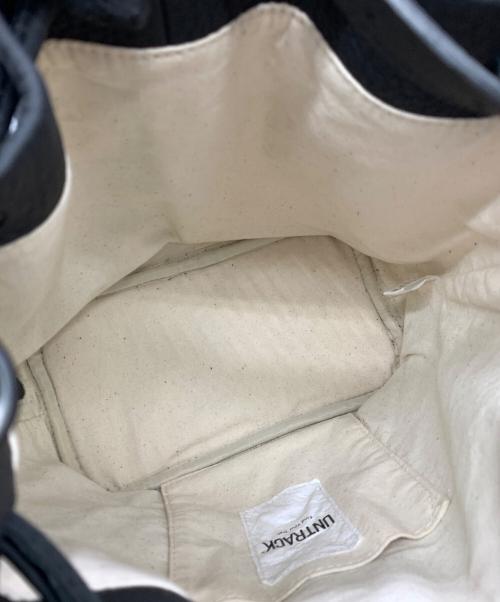 untrack（アントラック）untrack (アントラック) CITY / ECCO Drawstring Bag M 60412 / 巾着ハンドバッグ ブラック サイズ:Mの古着・服飾アイテム