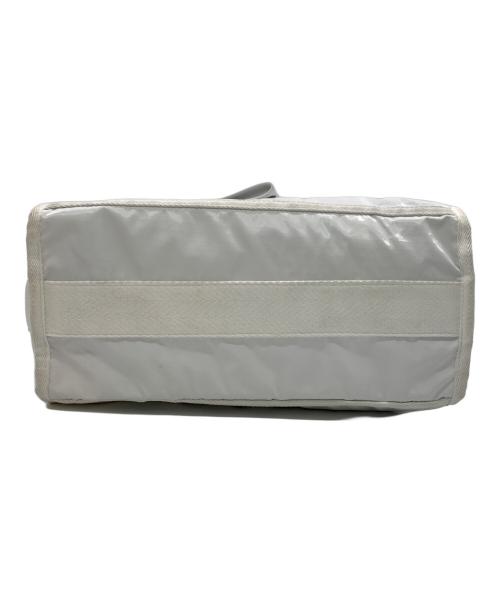 LeSportsac（レスポートサック）LeSportsac (レスポートサック) 2WAYショルダーバッグ ホワイトの古着・服飾アイテム