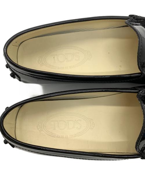 TOD'S（トッズ）TOD'S (トッズ) ドライビングシューズ ブラック サイズ:37 1/2の古着・服飾アイテム
