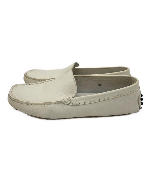 TOD'S（トッズ）TOD'S (トッズ) ドライビングシューズ ホワイト サイズ:37の古着・服飾アイテム
