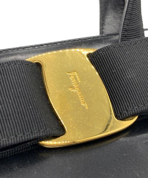 Salvatore Ferragamo（サルヴァトーレ フェラガモ）Salvatore Ferragamo (サルヴァトーレ フェラガモ) ハンドバッグ ブラックの古着・服飾アイテム
