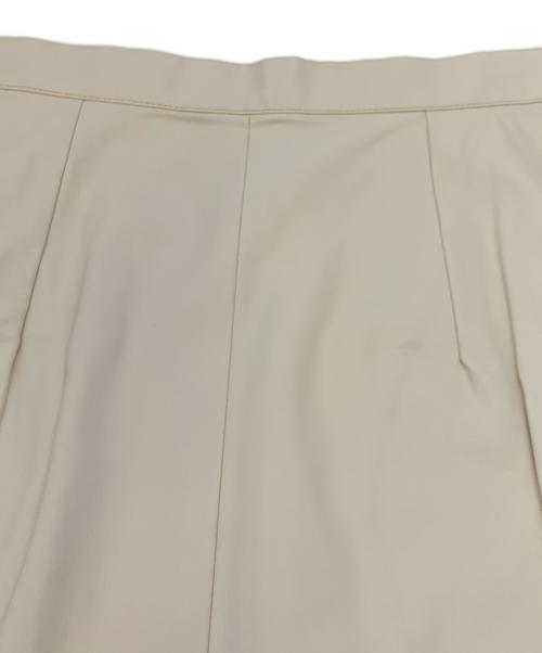 Aga（アーガ）Aga (アーガ) スカート アイボリー サイズ:38の古着・服飾アイテム