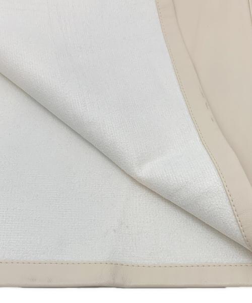 Aga（アーガ）Aga (アーガ) スカート アイボリー サイズ:38の古着・服飾アイテム