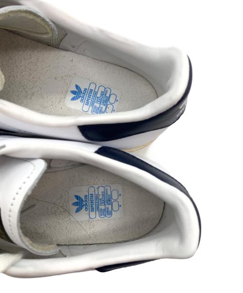 adidas（アディダス）adidas (アディダス) SUPERSTAR 80s AC / スーパースター 80s AC ホワイト×ネイビー サイズ:US：7の古着・服飾アイテム