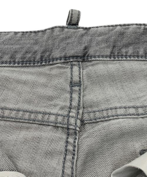DSQUARED2（ディースクエアード）DSQUARED2 (ディースクエアード) デニムパンツ グレー サイズ:SIZE50の古着・服飾アイテム