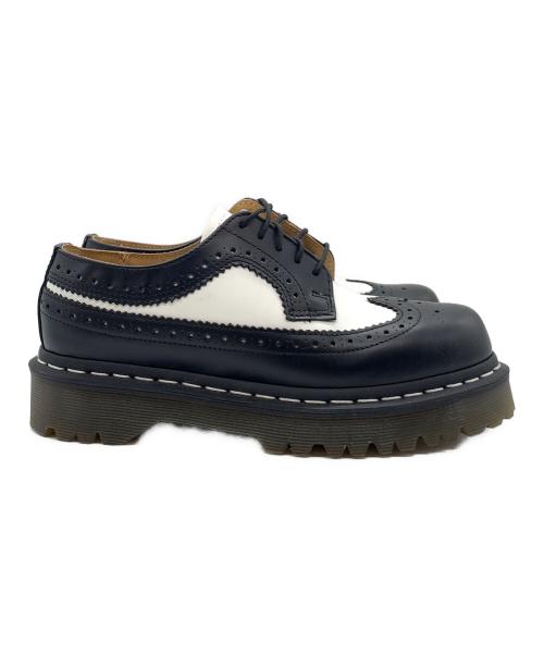 Dr.Martens（ドクターマーチン）Dr.Martens (ドクターマーチン) ブローグシューズ ブラック×ホワイト サイズ:UK4の古着・服飾アイテム