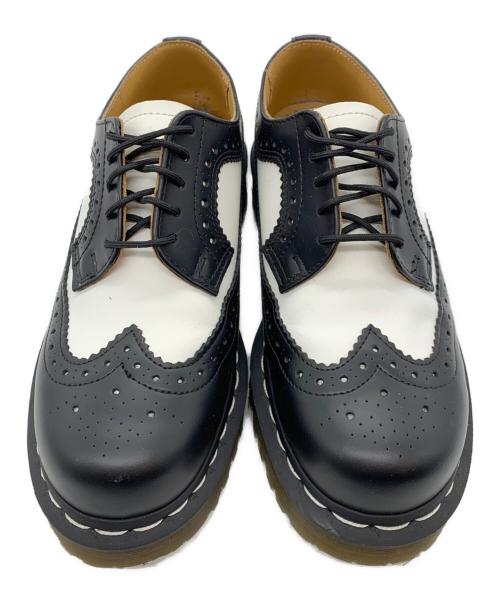 Dr.Martens（ドクターマーチン）Dr.Martens (ドクターマーチン) ブローグシューズ ブラック×ホワイト サイズ:UK4の古着・服飾アイテム