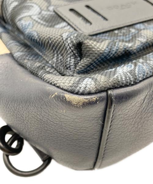COACH（コーチ）COACH (コーチ) Terrain Pack ベージュ×ネイビーの古着・服飾アイテム