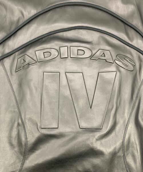 adidas（アディダス）adidas (アディダス) Ivy Park (アイヴィーパーク) Short Sleeve Fashion Jersey / ショートスリーブファッションジャージ ブラック サイズ:Lの古着・服飾アイテム