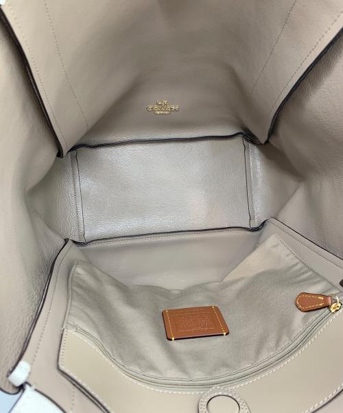 COACH（コーチ）COACH (コーチ) ハドリートートバッグ ホワイトの古着・服飾アイテム