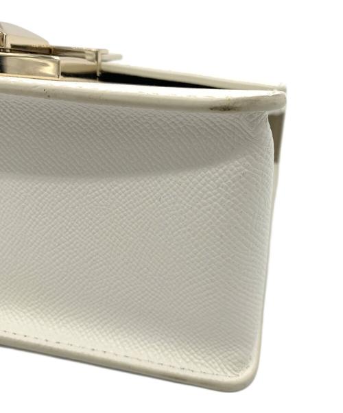 FURLA（フルラ）FURLA (フルラ) チェーンショルダーバッグ ホワイトの古着・服飾アイテム