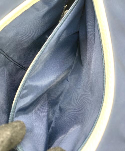 CASTELBAJAC（カステルバジャック）CASTELBAJAC (カステルバジャック) セカンドバッグ ホワイトの古着・服飾アイテム