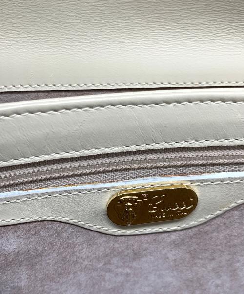GUCCI（グッチ）GUCCI (グッチ) ショルダーバッグ アイボリーの古着・服飾アイテム