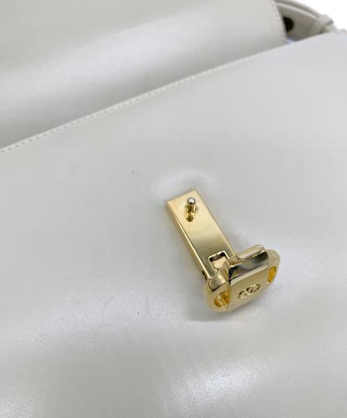 GUCCI（グッチ）GUCCI (グッチ) ショルダーバッグ アイボリーの古着・服飾アイテム