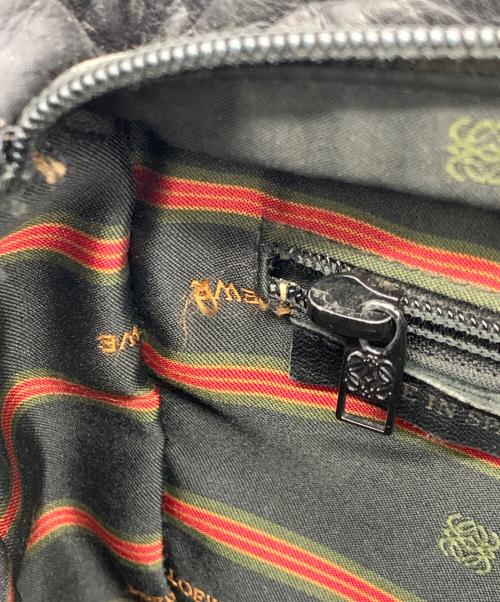 LOEWE（ロエベ）LOEWE (ロエベ) ショルダーバッグ ブラックの古着・服飾アイテム
