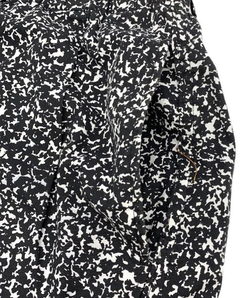 COOTIE PRODUCTIONS（クーティープロダクツ）COOTIE PRODUCTIONS (クーティープロダクツ) ハーフパンツ ホワイト×ブラック サイズ:XLの古着・服飾アイテム