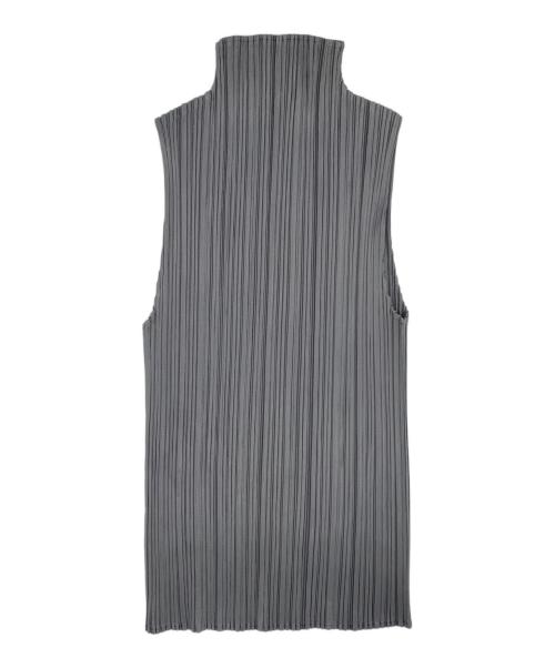 PLEATS PLEASE（プリーツプリーズ）PLEATS PLEASE (プリーツプリーズ) ノースリーブカットソー グレー サイズ:3の古着・服飾アイテム