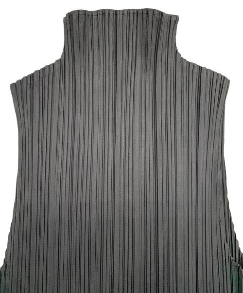 PLEATS PLEASE（プリーツプリーズ）PLEATS PLEASE (プリーツプリーズ) ノースリーブカットソー グレー サイズ:3の古着・服飾アイテム