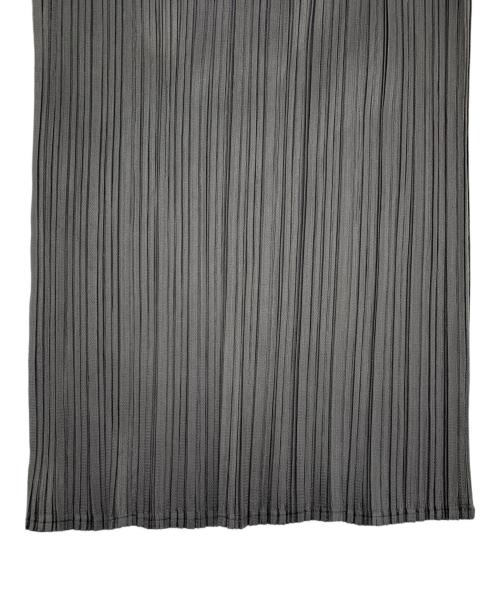 PLEATS PLEASE（プリーツプリーズ）PLEATS PLEASE (プリーツプリーズ) ノースリーブカットソー グレー サイズ:3の古着・服飾アイテム