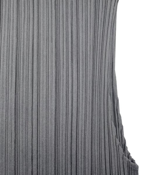 PLEATS PLEASE（プリーツプリーズ）PLEATS PLEASE (プリーツプリーズ) ノースリーブカットソー グレー サイズ:3の古着・服飾アイテム