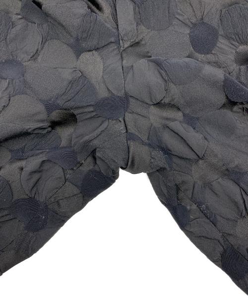 ISSEY MIYAKE（イッセイミヤケ）ISSEY MIYAKE (イッセイミヤケ) パンツ ブラック サイズ:2の古着・服飾アイテム