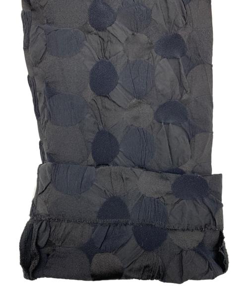 ISSEY MIYAKE（イッセイミヤケ）ISSEY MIYAKE (イッセイミヤケ) パンツ ブラック サイズ:2の古着・服飾アイテム