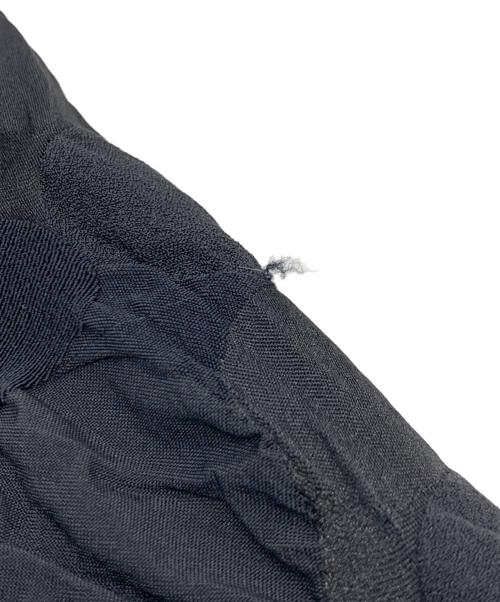 ISSEY MIYAKE（イッセイミヤケ）ISSEY MIYAKE (イッセイミヤケ) パンツ ブラック サイズ:2の古着・服飾アイテム