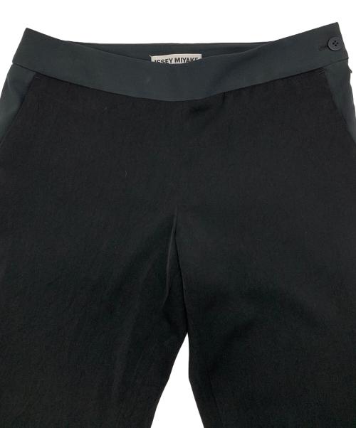 ISSEY MIYAKE（イッセイミヤケ）ISSEY MIYAKE (イッセイミヤケ) パンツ ブラック サイズ:3の古着・服飾アイテム