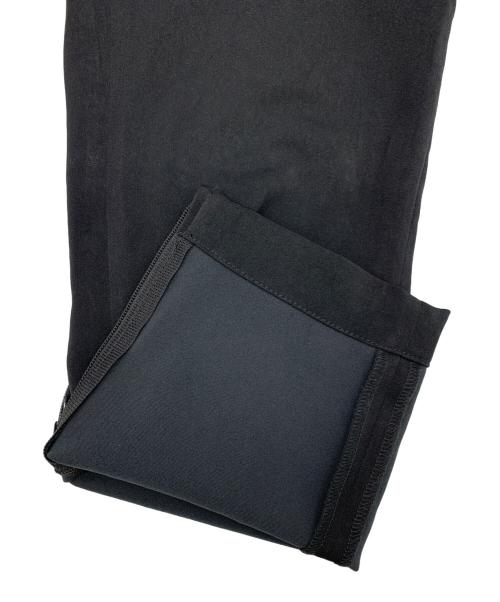 ISSEY MIYAKE（イッセイミヤケ）ISSEY MIYAKE (イッセイミヤケ) パンツ ブラック サイズ:3の古着・服飾アイテム