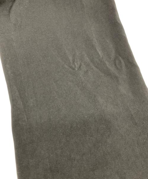ISSEY MIYAKE（イッセイミヤケ）ISSEY MIYAKE (イッセイミヤケ) パンツ ブラック サイズ:3の古着・服飾アイテム
