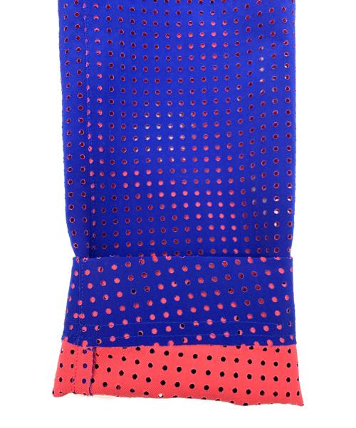 ISSEY MIYAKE（イッセイミヤケ）ISSEY MIYAKE (イッセイミヤケ) ジャケット ブルー サイズ:3の古着・服飾アイテム