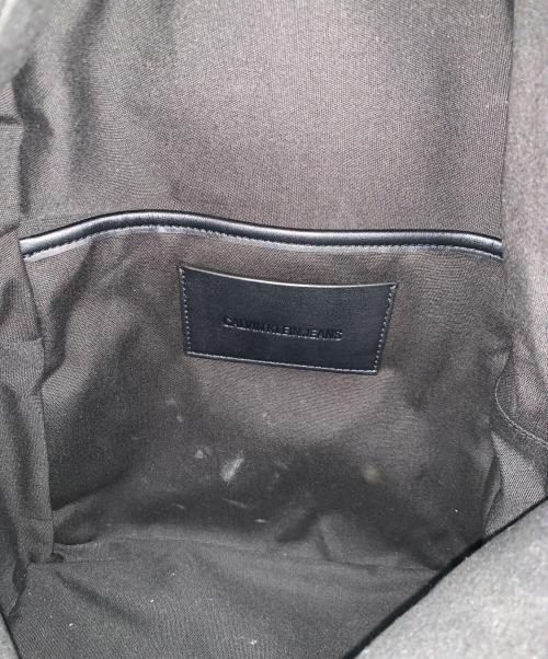 Calvin Klein Jeans（カルバンクラインジーンズ）Calvin Klein Jeans (カルバンクラインジーンズ) リュック ブラックの古着・服飾アイテム