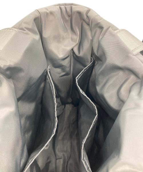 NOMADIS（ノマディス）NOMADIS (ノマディス) 別注 SAC PADDED（サック パデッド）トートバッグ グレーの古着・服飾アイテム