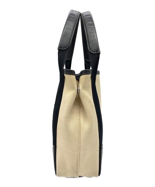 BALENCIAGA（バレンシアガ）BALENCIAGA (バレンシアガ) ハンドバッグ アイボリー×ブラックの古着・服飾アイテム
