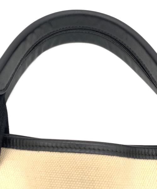 BALENCIAGA（バレンシアガ）BALENCIAGA (バレンシアガ) ハンドバッグ アイボリー×ブラックの古着・服飾アイテム