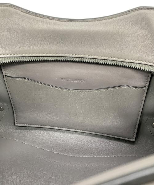 BALENCIAGA（バレンシアガ）BALENCIAGA (バレンシアガ) 2WAYバッグ グレーの古着・服飾アイテム