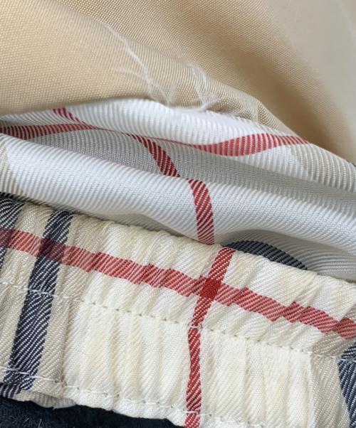 BURBERRY LONDON（バーバリーロンドン）BURBERRY LONDON (バーバリーロンドン) ダウンジャケット ベージュ サイズ:9の古着・服飾アイテム