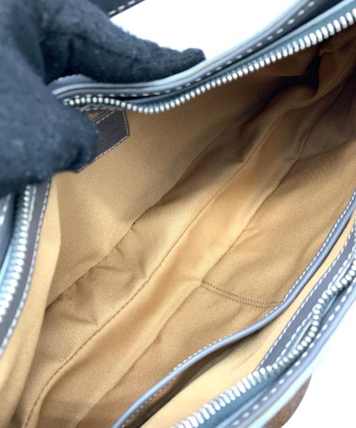 TOD'S（トッズ）TOD'S (トッズ) ホーボーバッグ グレーの古着・服飾アイテム