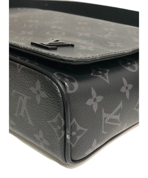 LOUIS VUITTON（ルイ ヴィトン）LOUIS VUITTON (ルイ ヴィトン) ディストリクトPM ブラック サイズ:PM モノグラム・エクリプス M44000 CA4118の古着・服飾アイテム