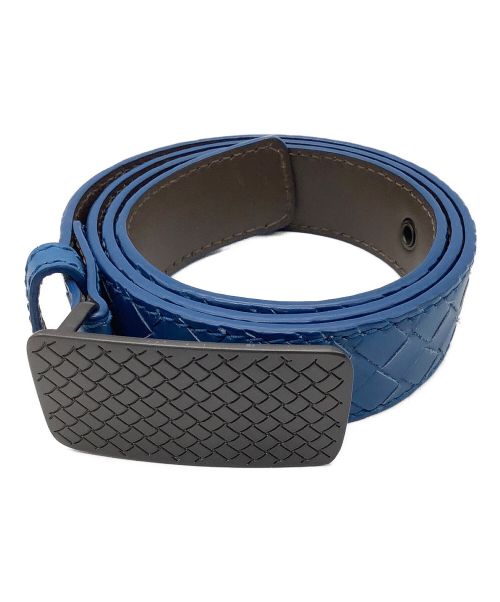 BOTTEGA VENETA（ボッテガベネタ）BOTTEGA VENETA (ボッテガベネタ) レザーベルト イントレチャート ブルー ブルーの古着・服飾アイテム