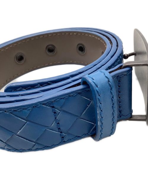 BOTTEGA VENETA（ボッテガベネタ）BOTTEGA VENETA (ボッテガベネタ) レザーベルト イントレチャート ブルー ブルーの古着・服飾アイテム