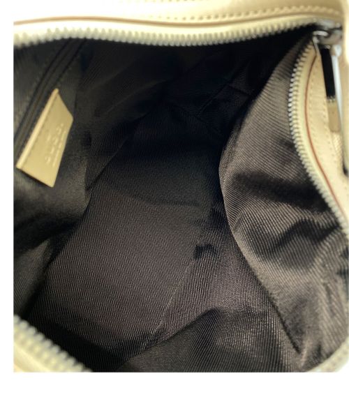 GUCCI（グッチ）GUCCI (グッチ) ショルダーバッグ ベージュの古着・服飾アイテム
