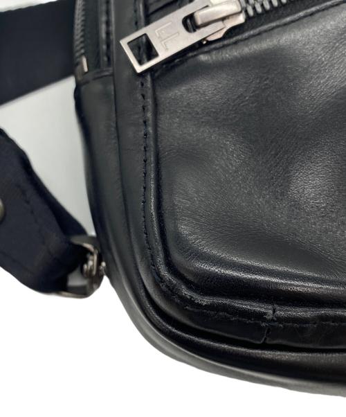 LUGGAGE LABEL（ラゲッジ レーベル）LUGGAGE LABEL (ラゲッジ レーベル) エレメント スリング ショルダーバッグ ブラックの古着・服飾アイテム