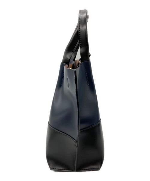 GIANNI CHIARINI（ジャンニ キアリーニ）GIANNI CHIARINI (ジャンニ キアリーニ) 2WAYショルダーバッグ ネイビー×ブラックの古着・服飾アイテム