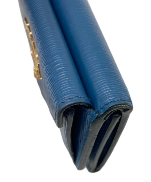 PRADA（プラダ）PRADA (プラダ) 2つ折り財布 ブルーの古着・服飾アイテム